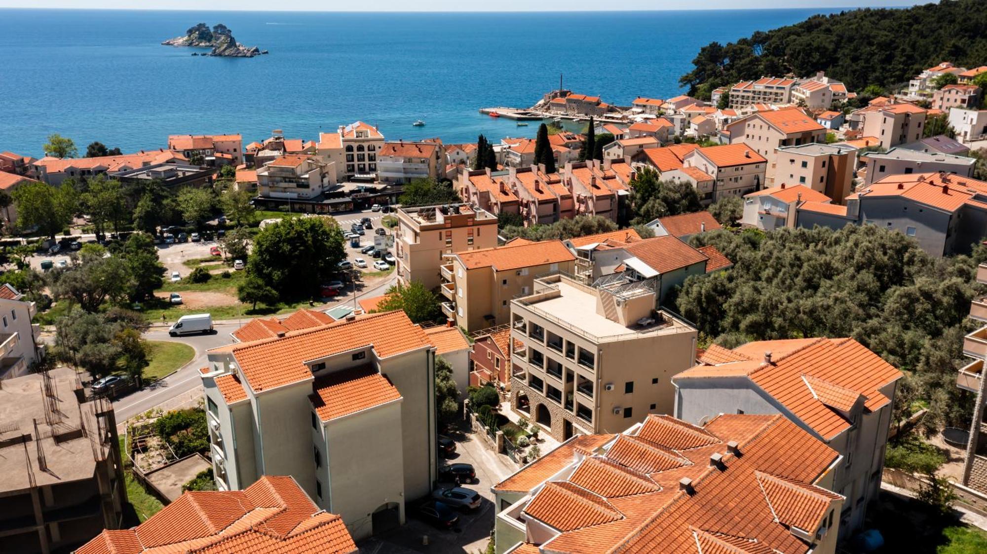 Guest House Medin Petrovac Екстериор снимка